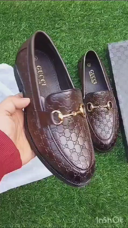 Gucci premium quality loafers with brand box